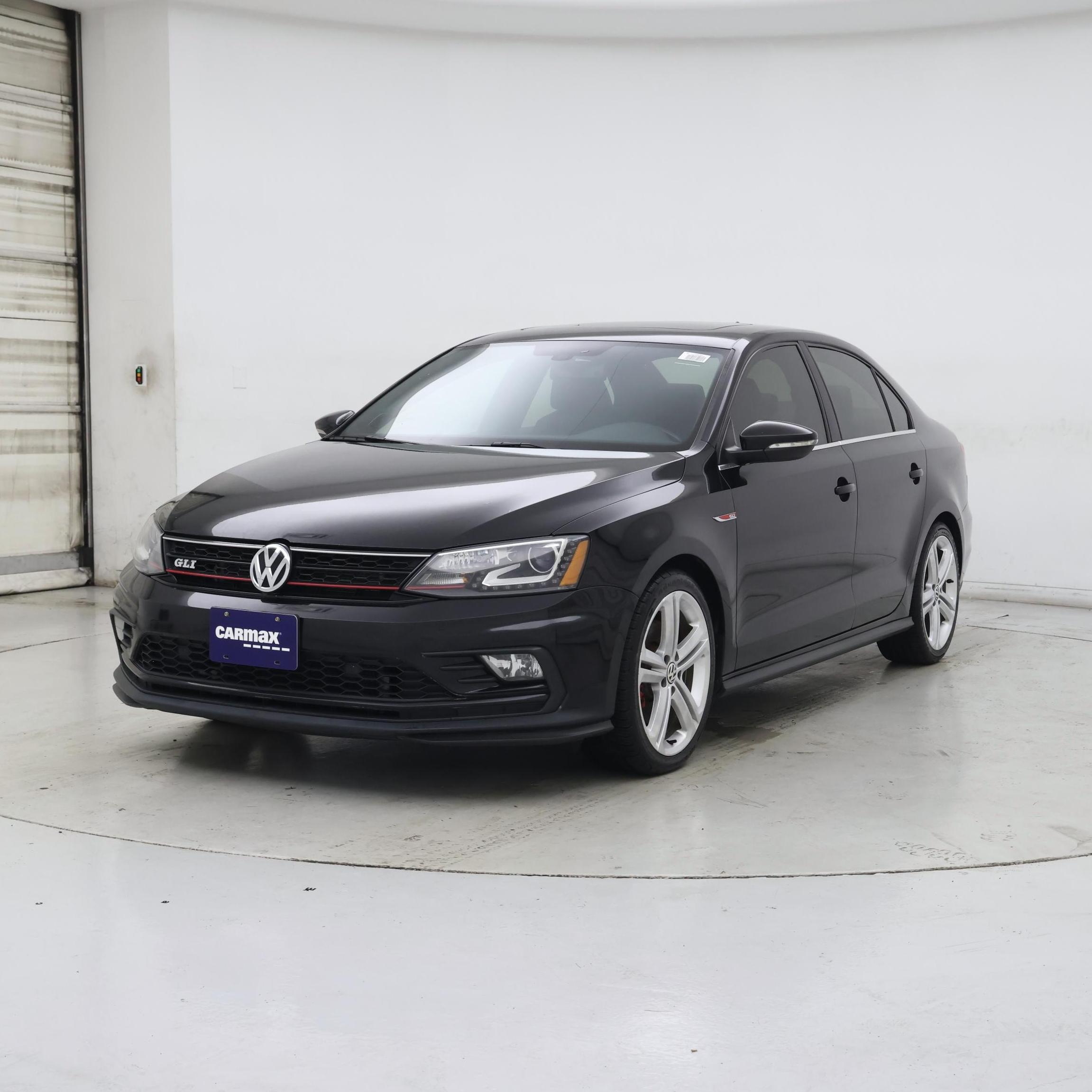 Thumbnail: 2016 Volkswagen Jetta - 4