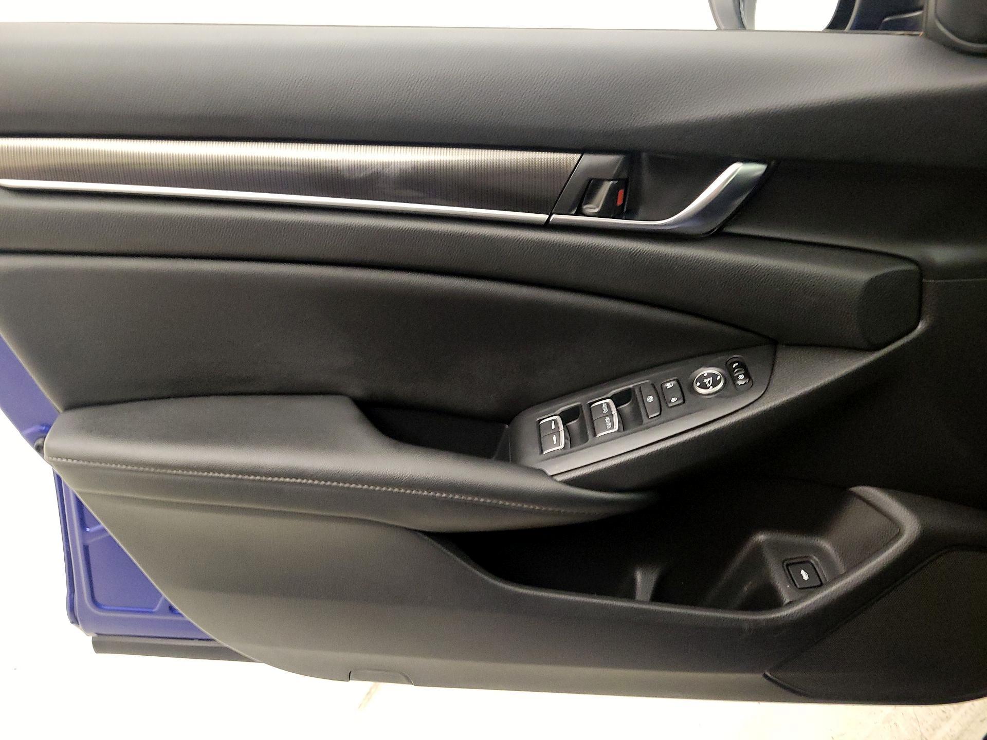 Thumbnail: 2020 Honda Accord - 12