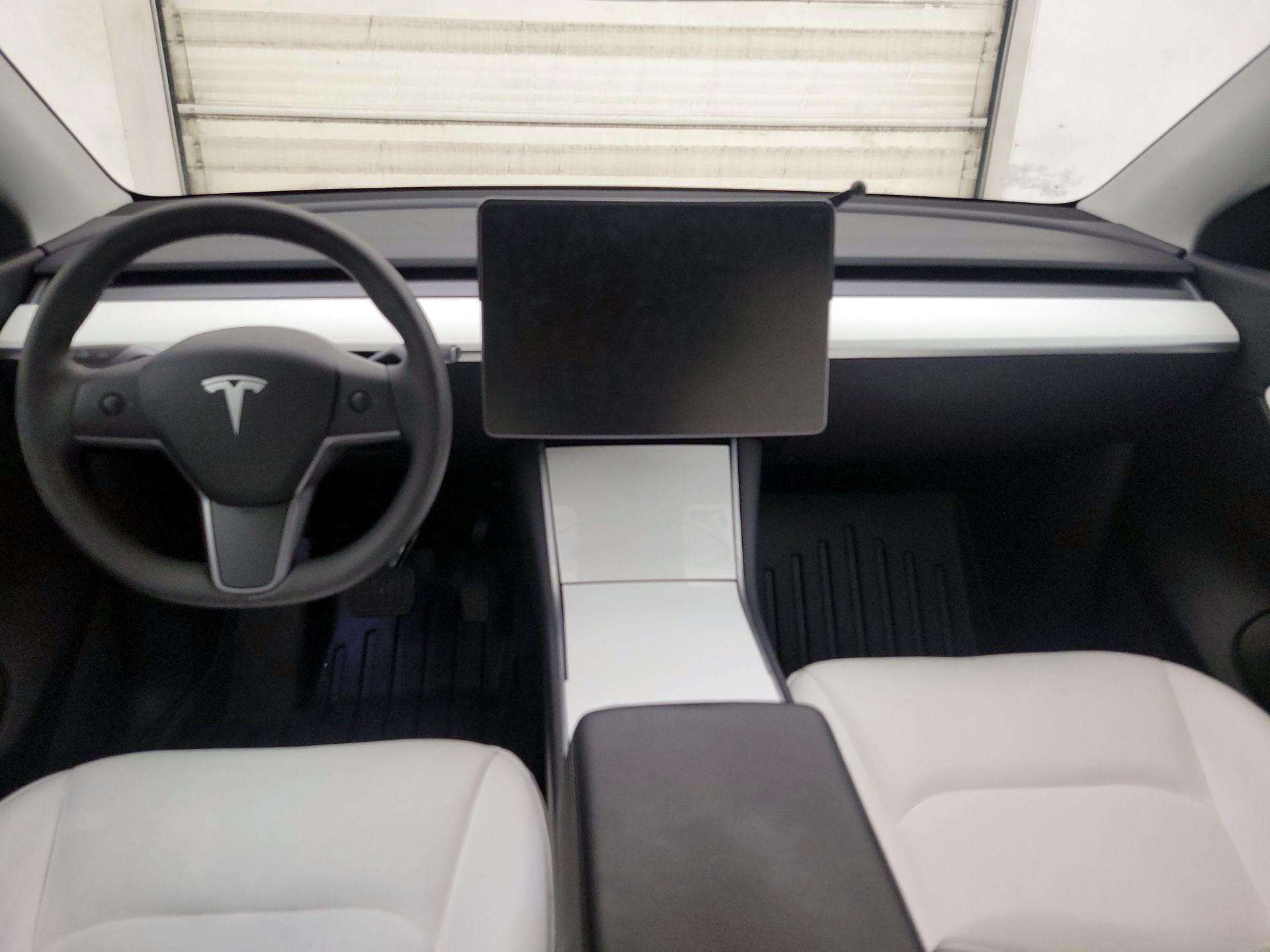 Thumbnail: 2021 Tesla Model Y - 9