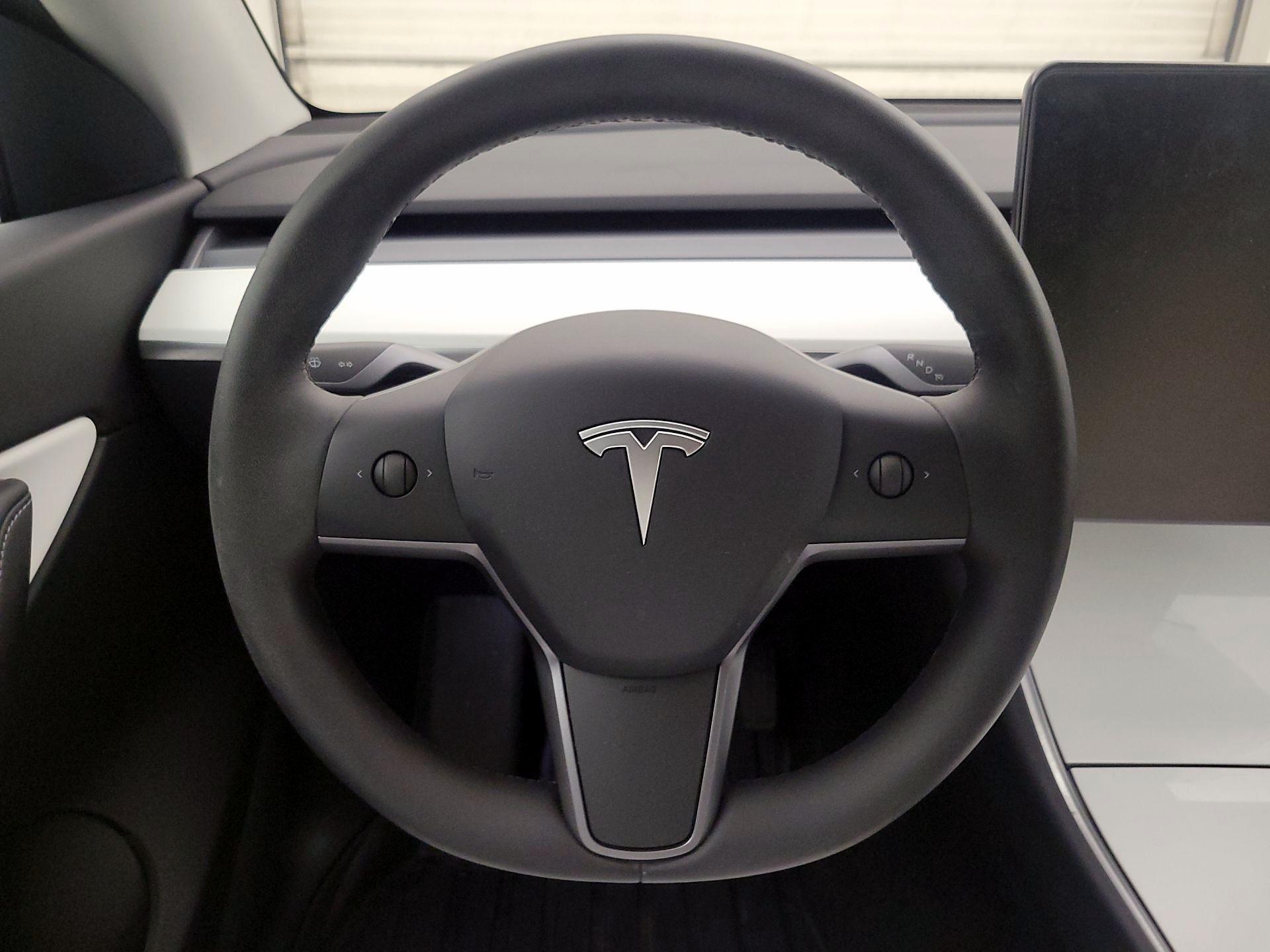 Thumbnail: 2021 Tesla Model Y - 10