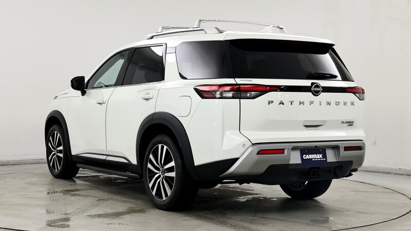 2023 Nissan Pathfinder Platinum 2