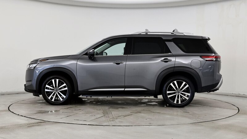 2023 Nissan Pathfinder Platinum 3