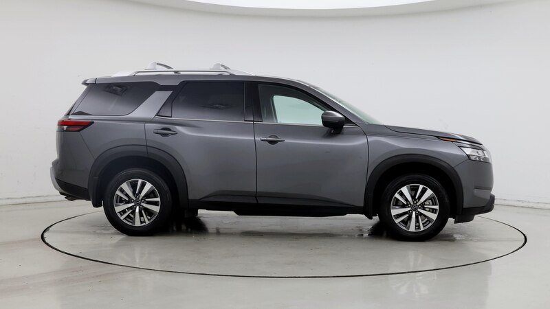 2023 Nissan Pathfinder SL 7