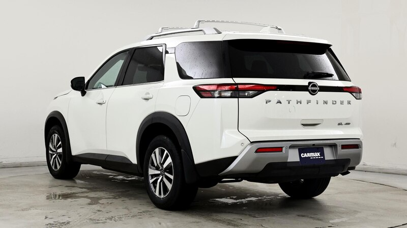 2023 Nissan Pathfinder SL 2