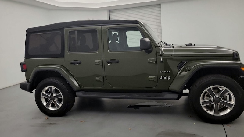 2022 Jeep Wrangler Unlimited Sahara 4