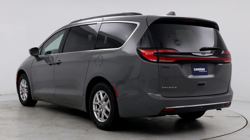 2022 Chrysler Pacifica Touring L 2