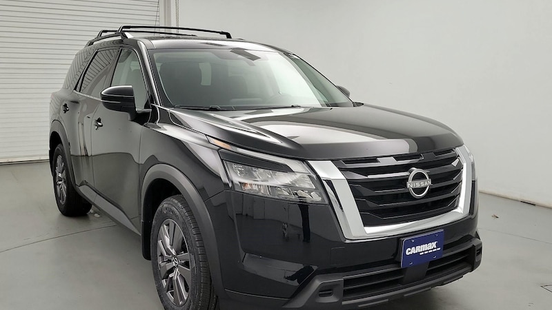 2023 Nissan Pathfinder SV Hero Image