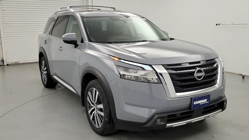 2022 Nissan Pathfinder Platinum Hero Image