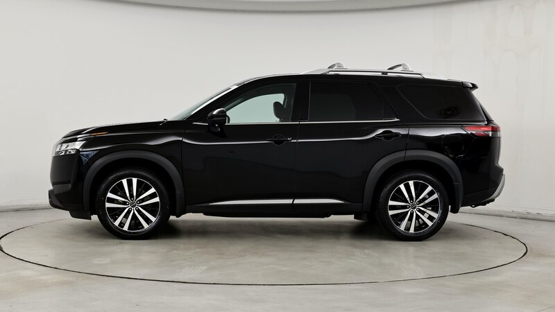 2023 Nissan Pathfinder Platinum 3