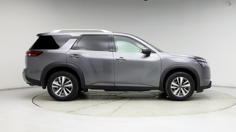 2023 Nissan Pathfinder SL 7