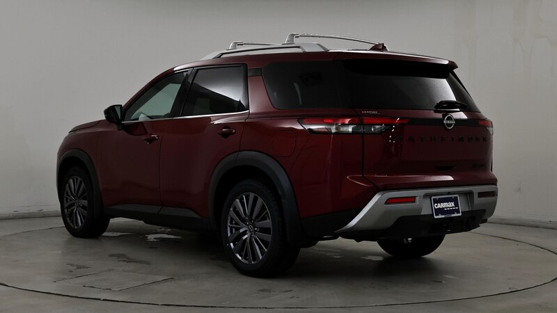 2023 Nissan Pathfinder SL 2