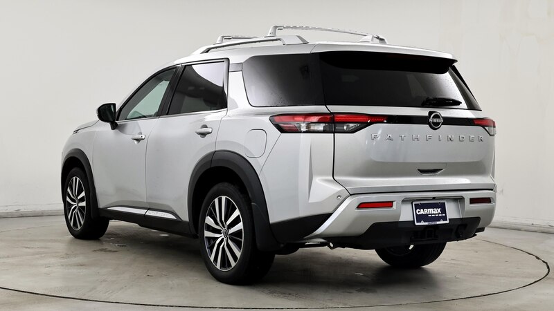 2022 Nissan Pathfinder Platinum 2