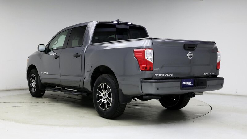 2022 Nissan Titan SV 2