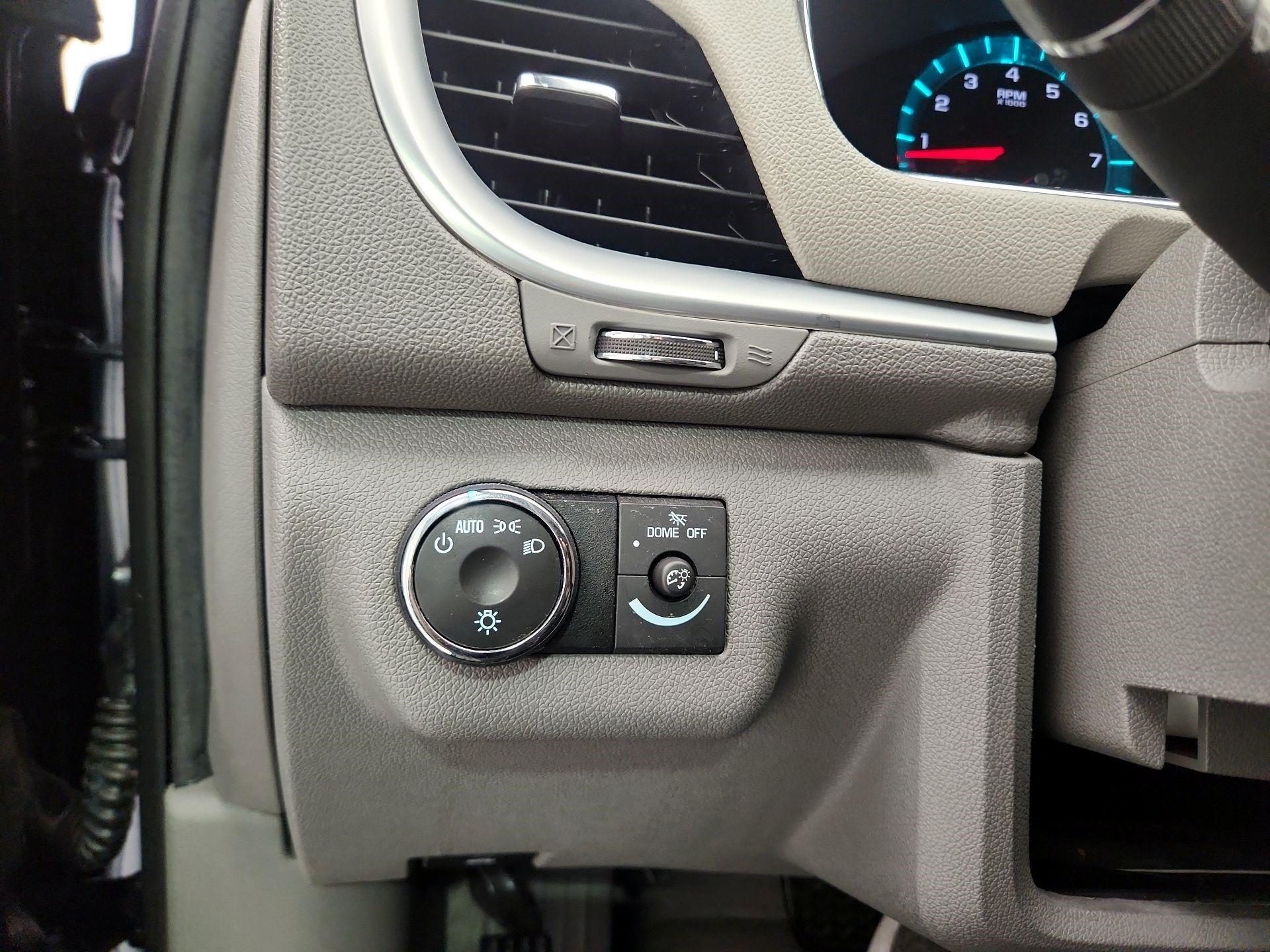 Thumbnail: 2016 Chevrolet Traverse - 13