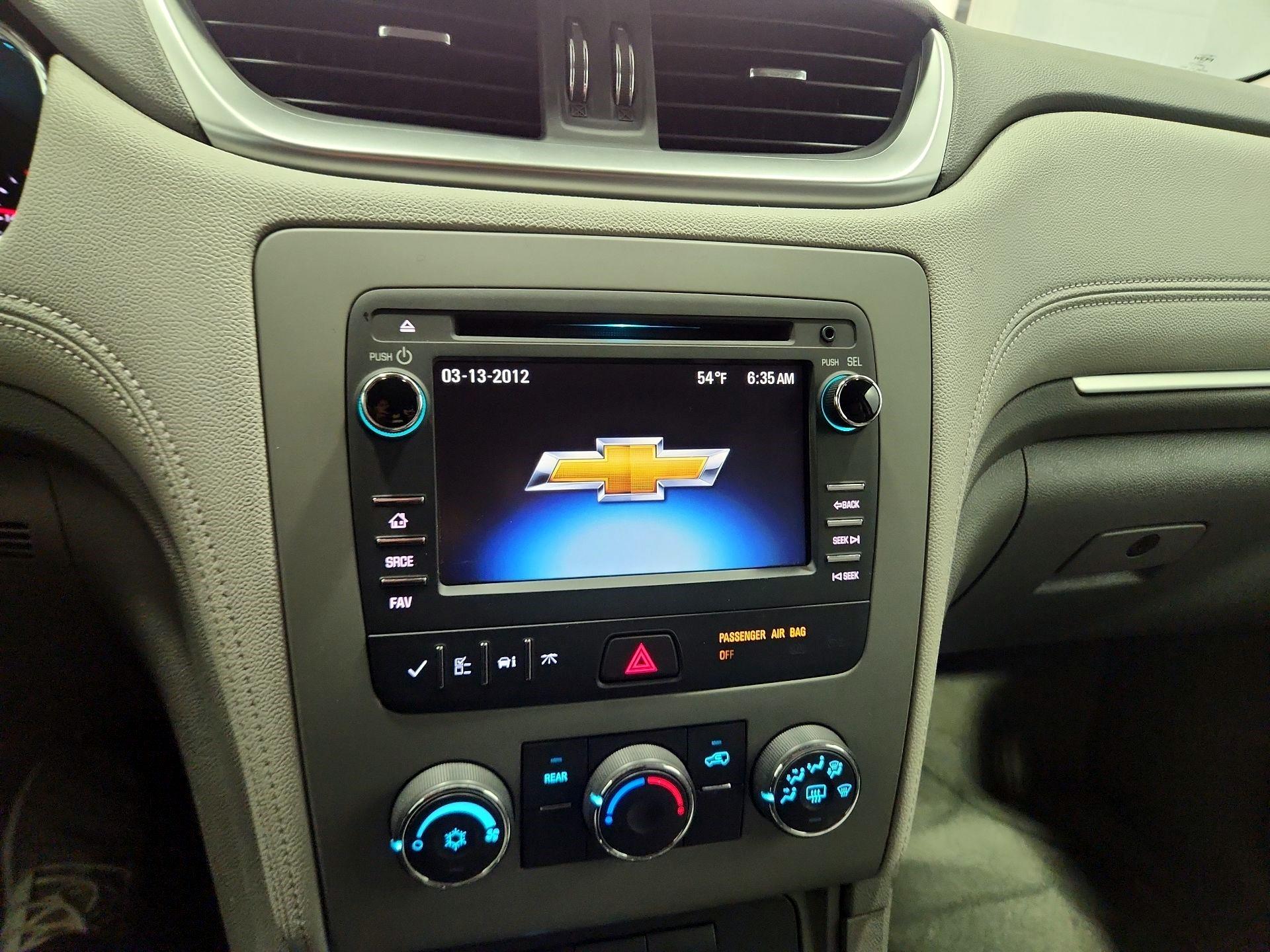 Thumbnail: 2016 Chevrolet Traverse - 15