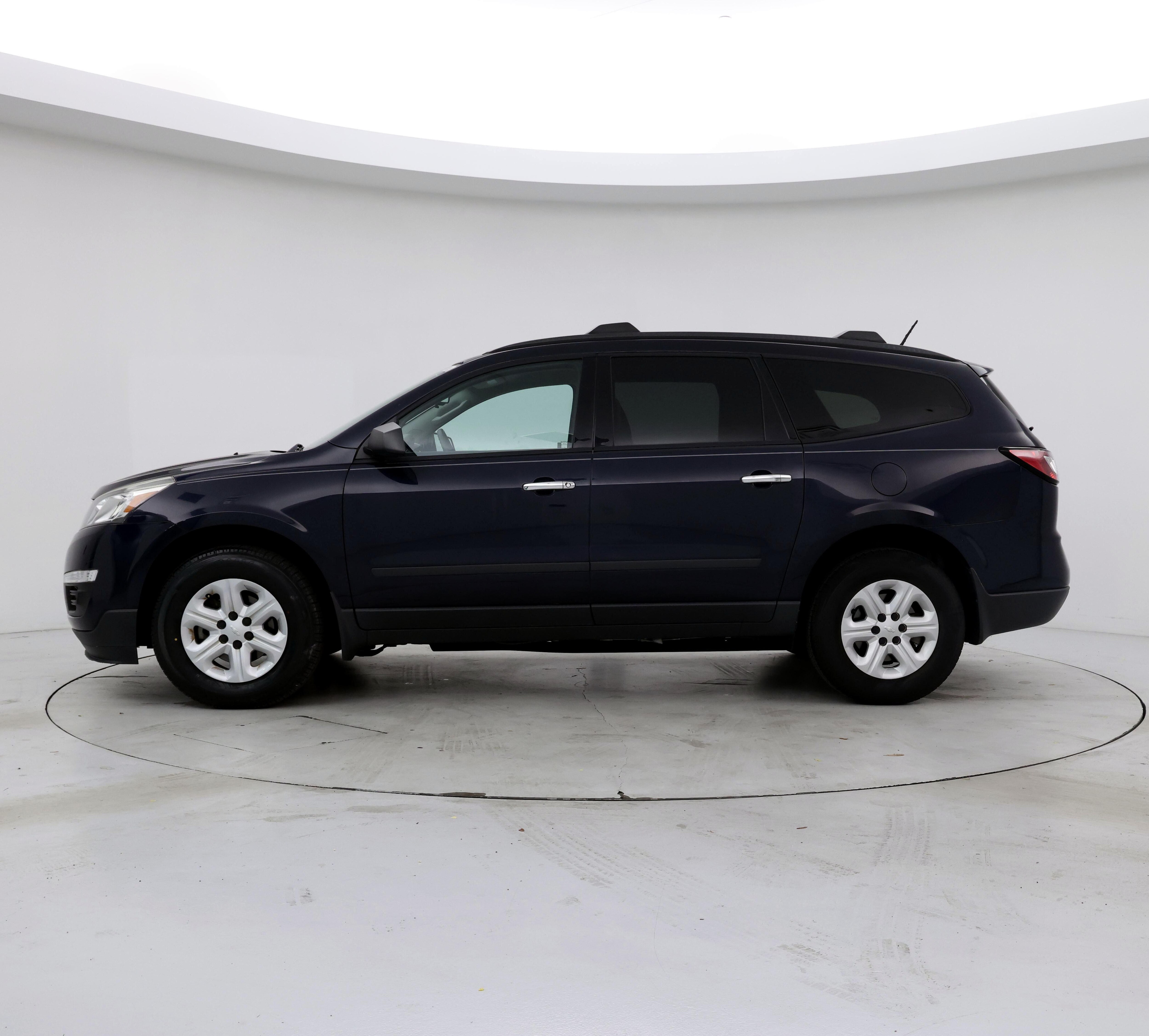 Thumbnail: 2016 Chevrolet Traverse - 3