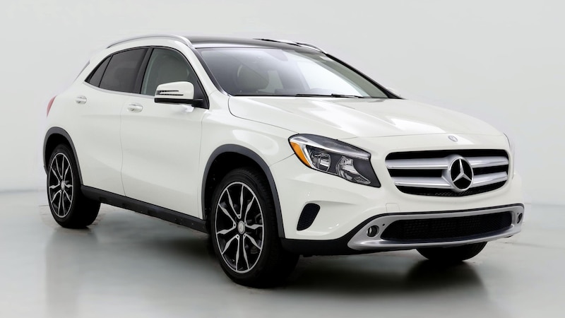 2016 Mercedes-Benz GLA 250 Hero Image