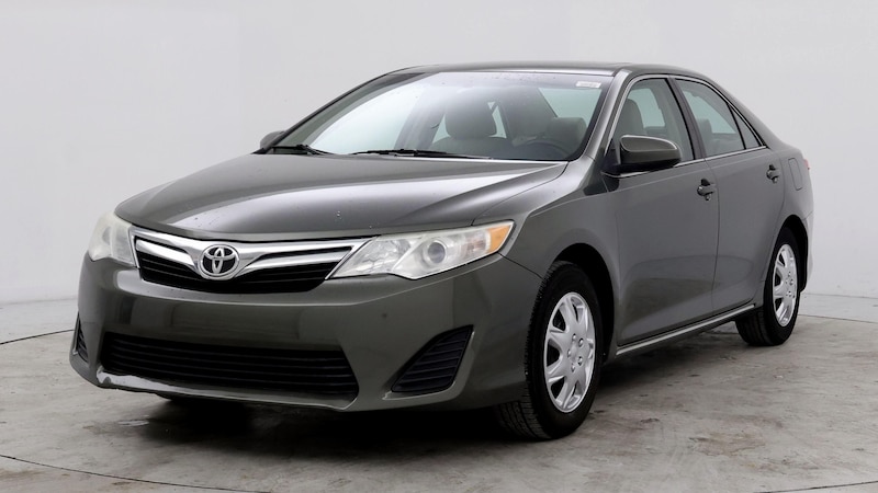 2014 Toyota Camry LE 4