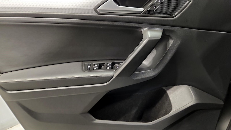 2022 Volkswagen Tiguan S 12