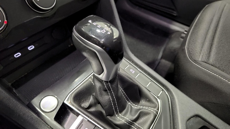 2022 Volkswagen Tiguan S 17