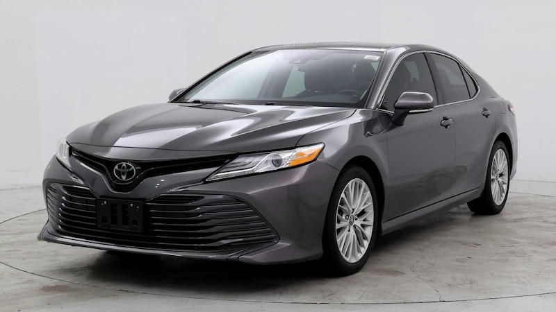 2019 Toyota Camry XLE 4