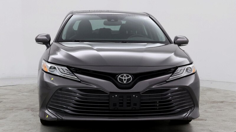 2019 Toyota Camry XLE 5