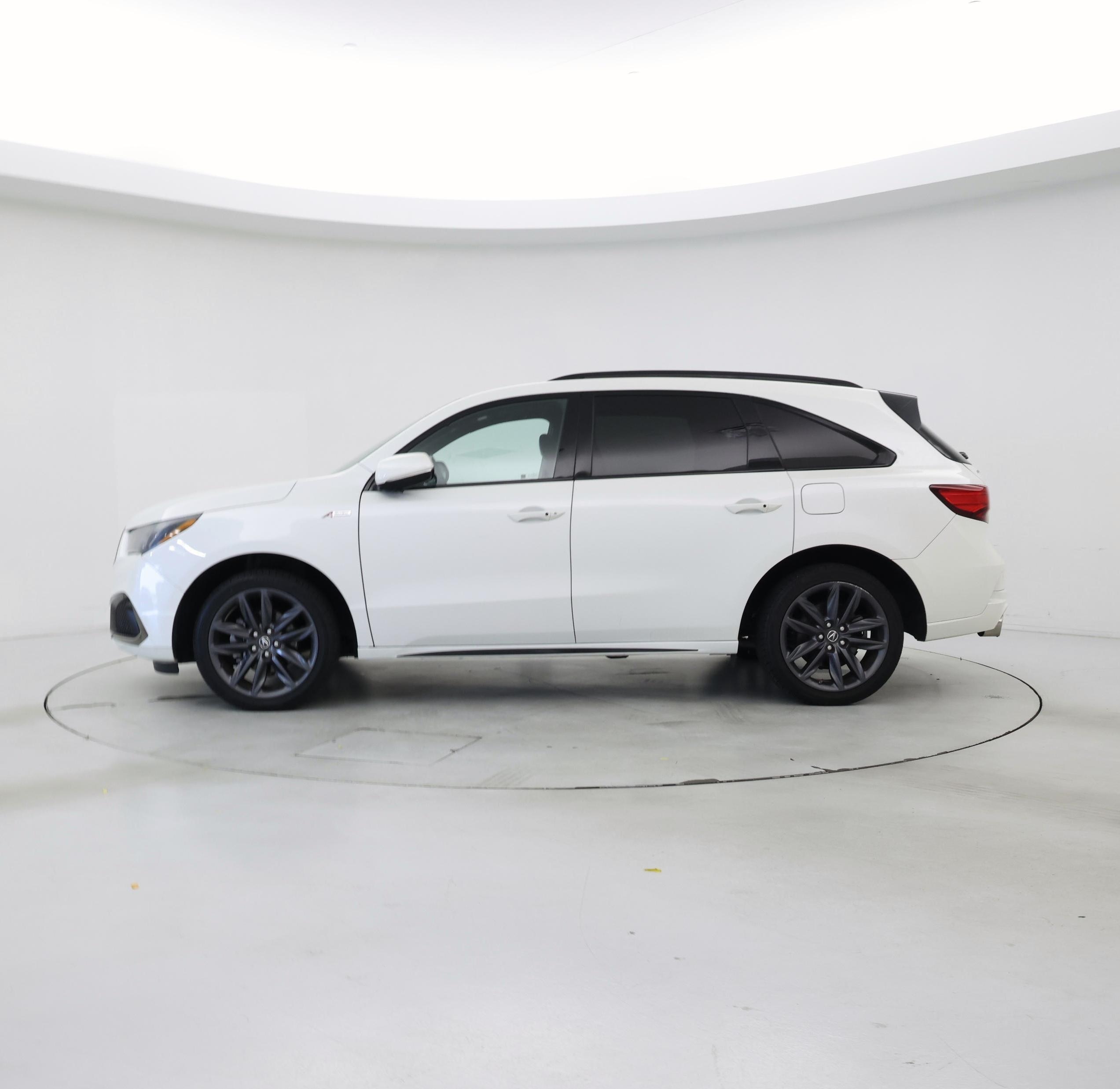 Thumbnail: 2019 Acura MDX - 3
