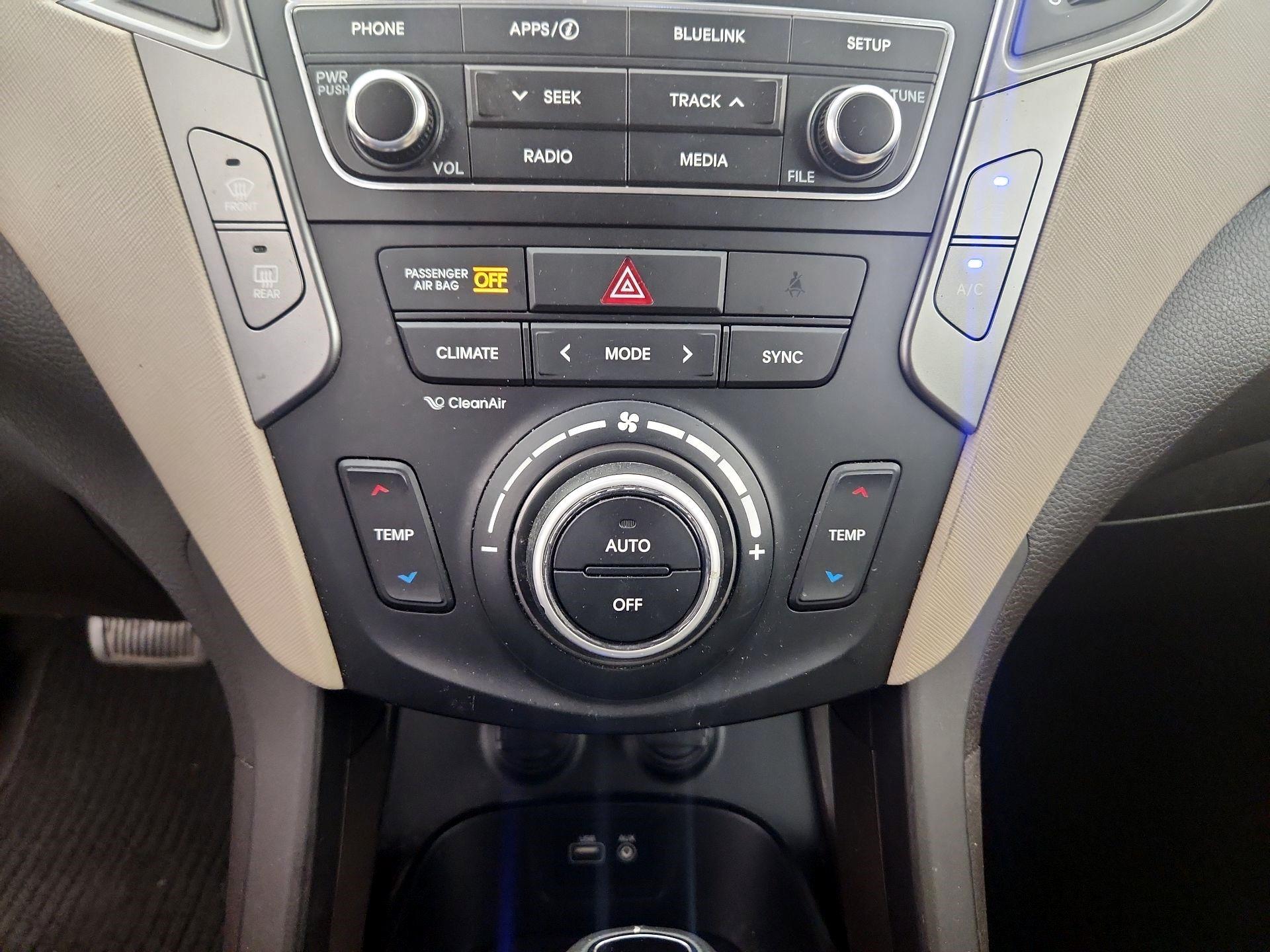 Thumbnail: 2017 Hyundai Santa Fe - 16