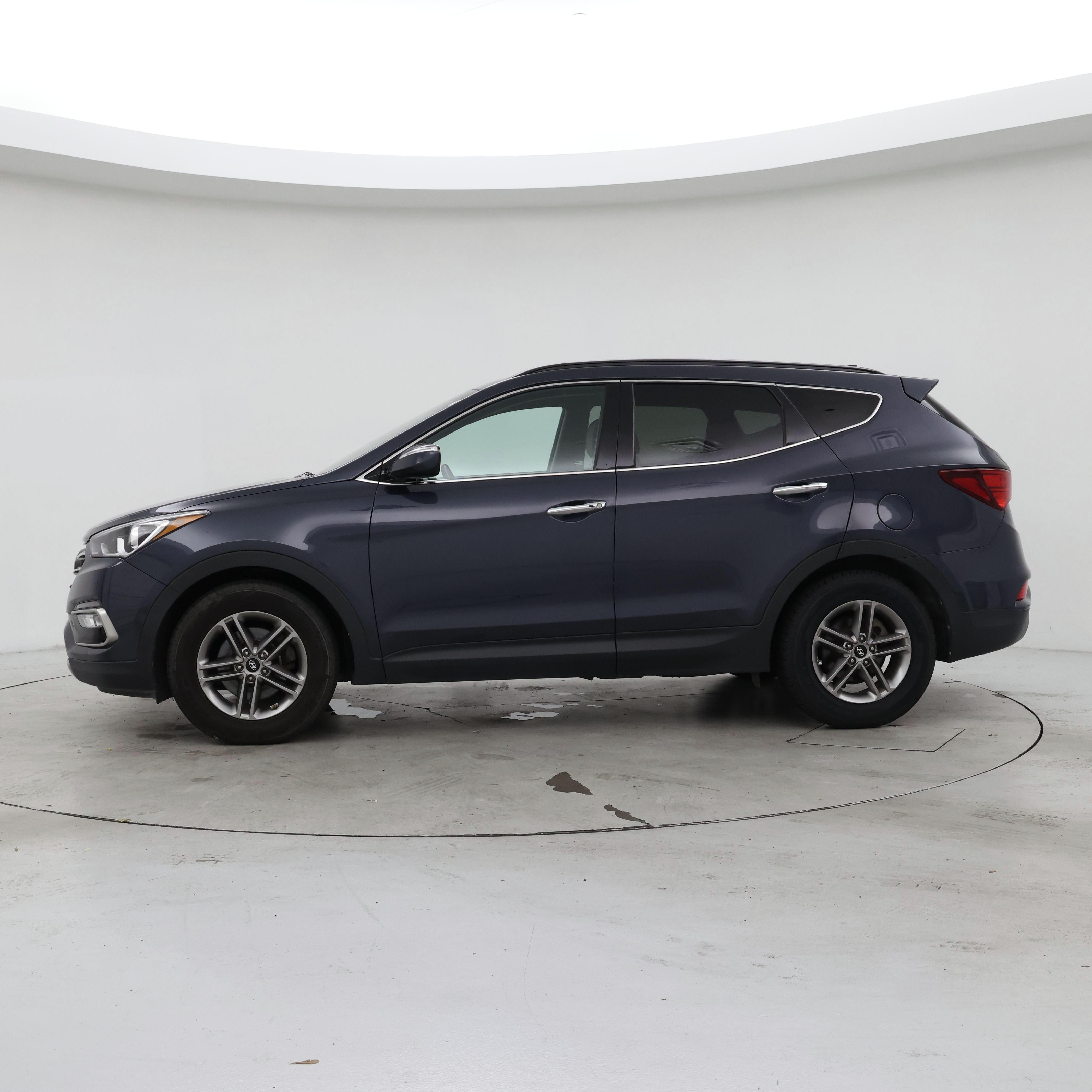 Thumbnail: 2017 Hyundai Santa Fe - 3