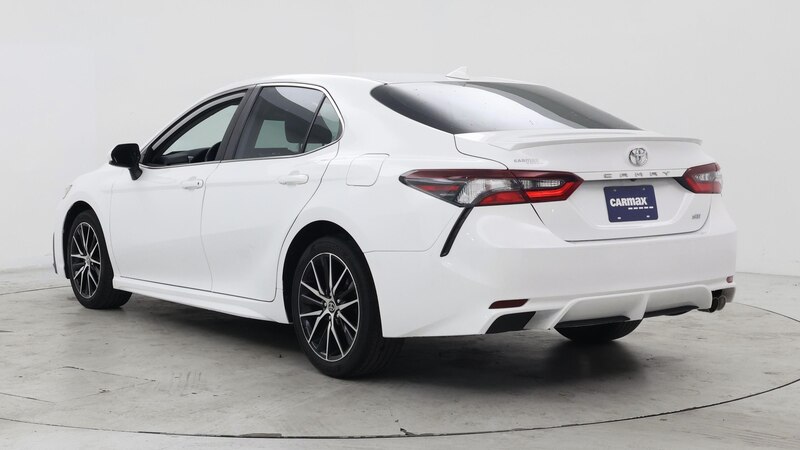 2021 Toyota Camry SE 2