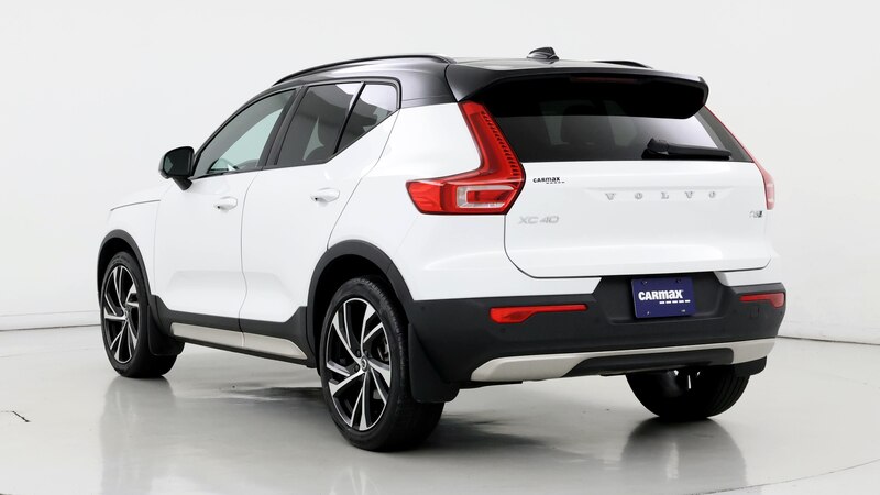 2021 Volvo XC40 T5 R-Design 2