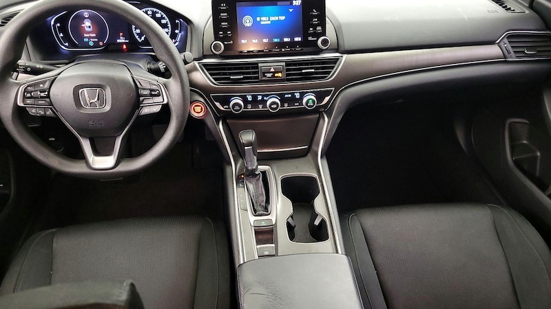 2018 Honda Accord LX 9