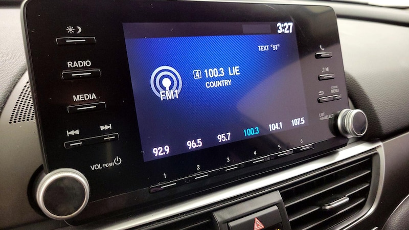 2018 Honda Accord LX 15