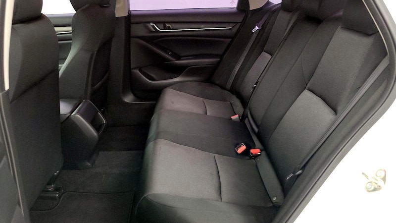 2018 Honda Accord LX 19