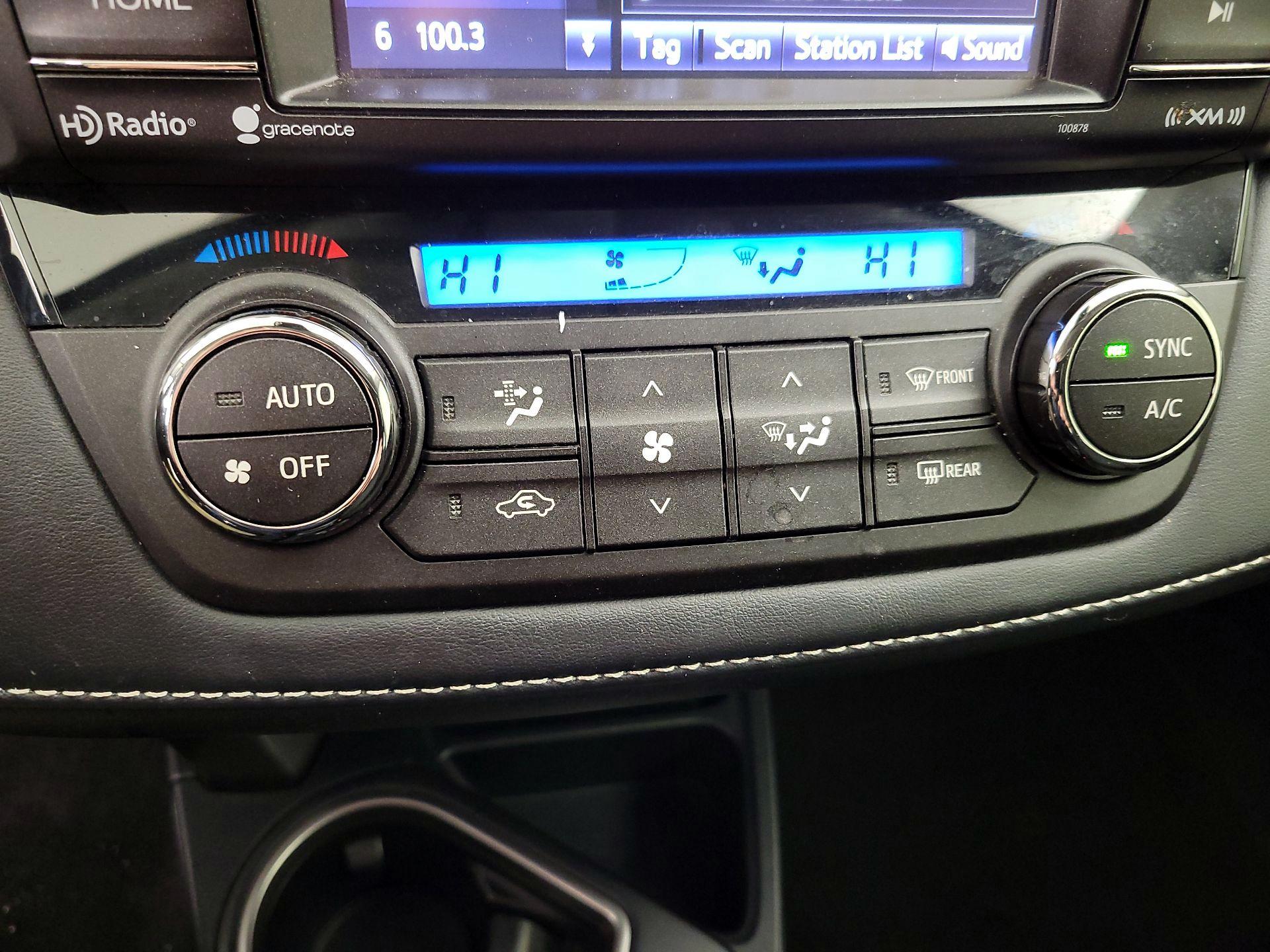 Thumbnail: 2018 Toyota RAV4 - 16