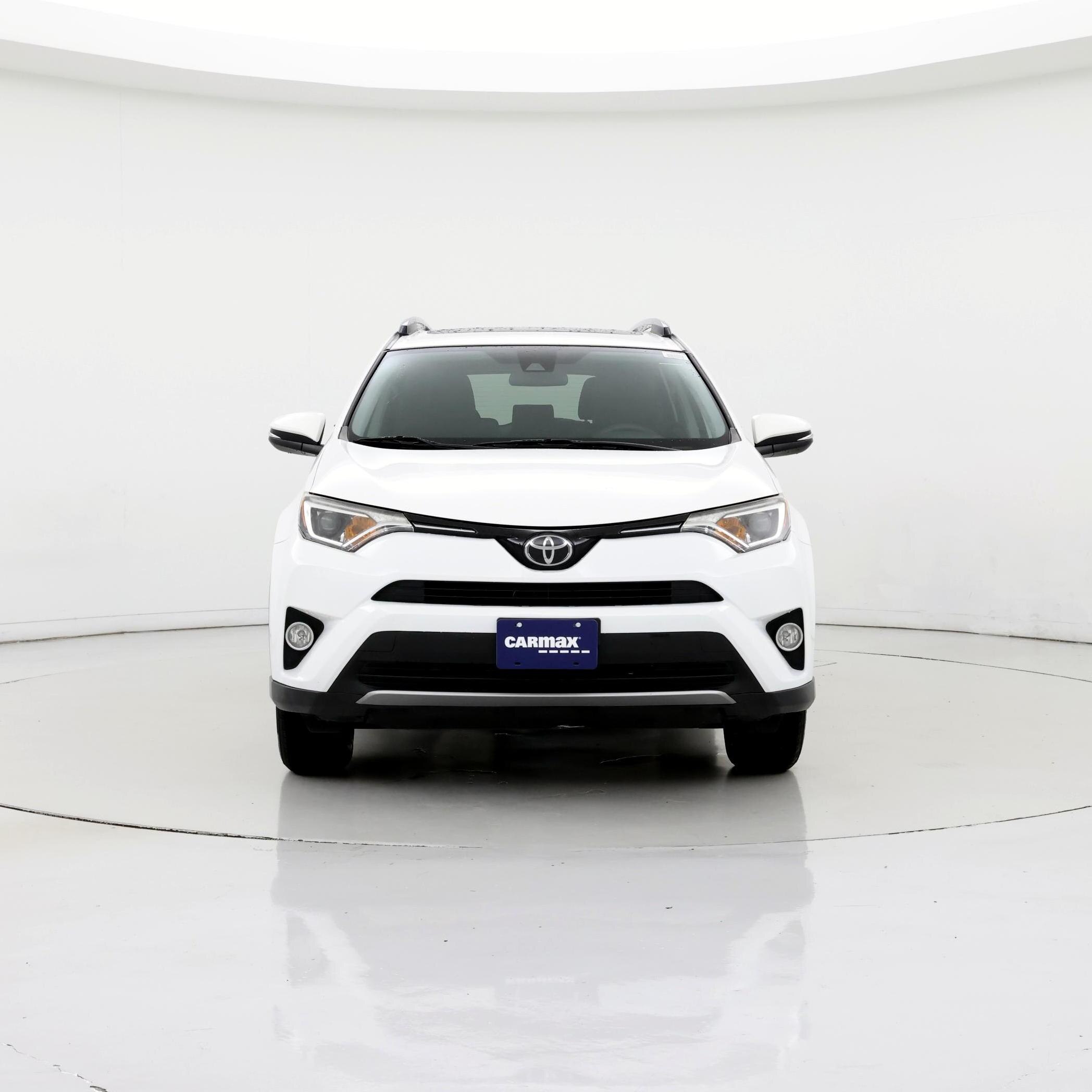 Thumbnail: 2018 Toyota RAV4 - 5