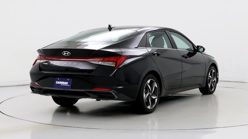 2022 Hyundai Elantra SEL 8