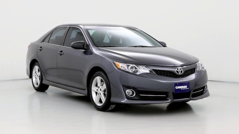 2013 Toyota Camry SE Hero Image