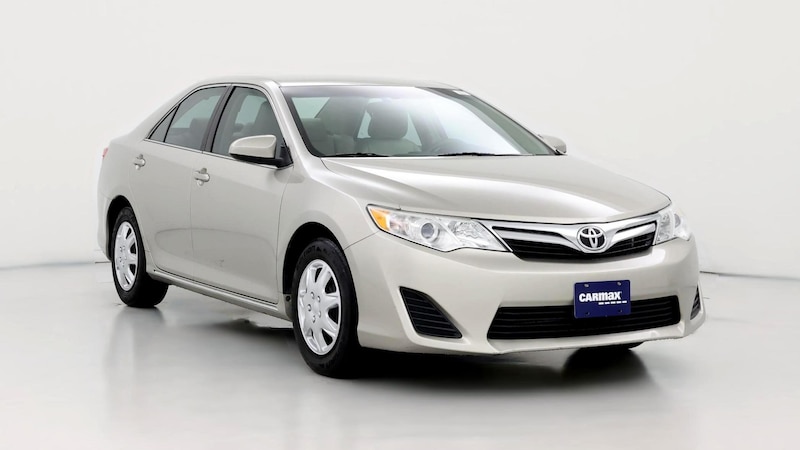 2014 Toyota Camry LE Hero Image