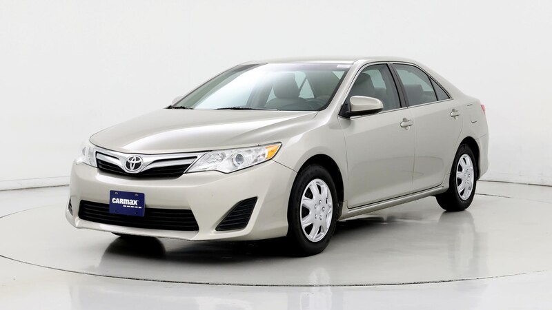 2014 Toyota Camry LE 4