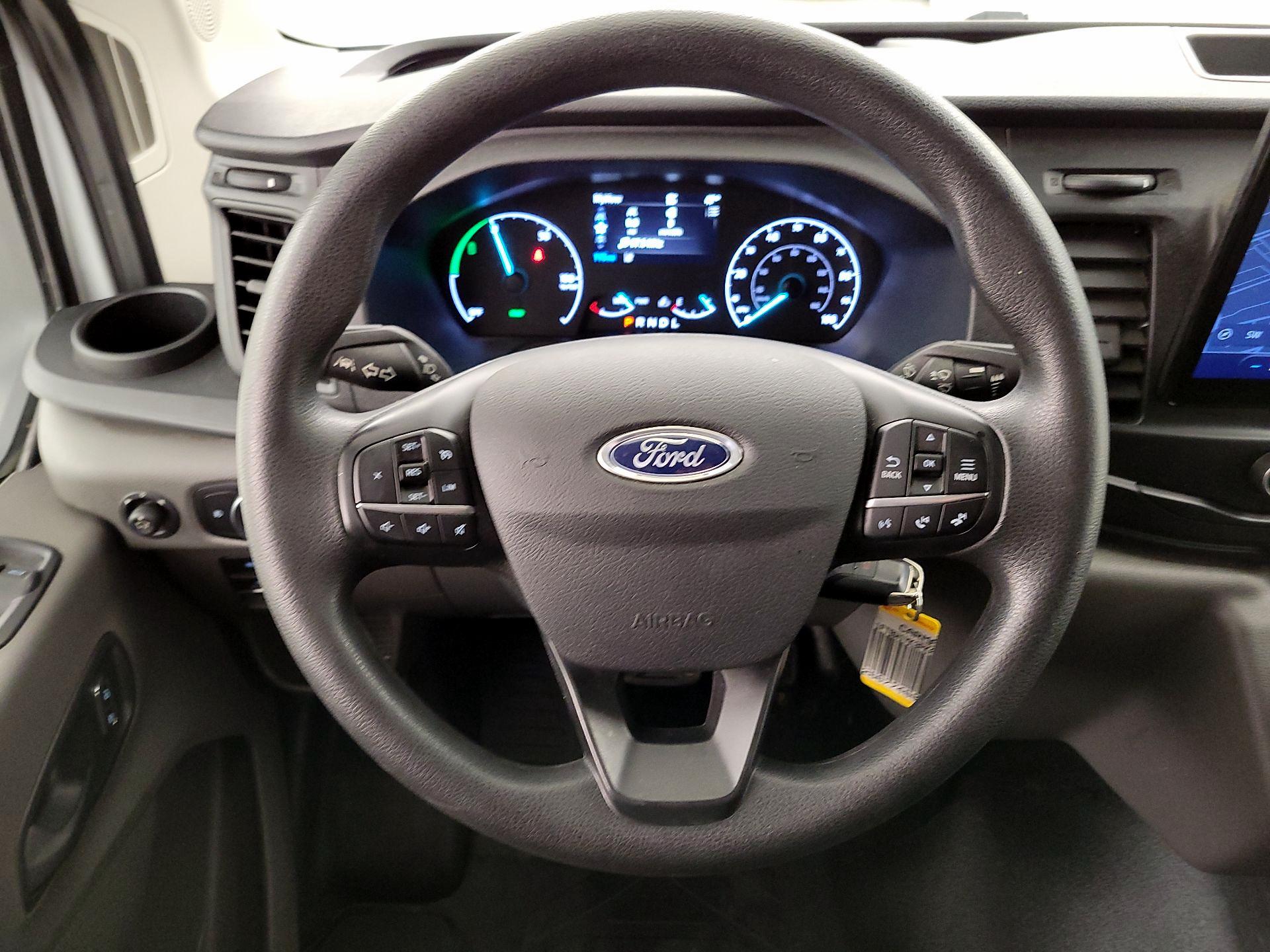 Thumbnail: 2023 Ford Econoline - 10