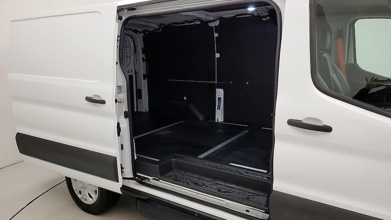 2023 Ford Econoline E-350 20