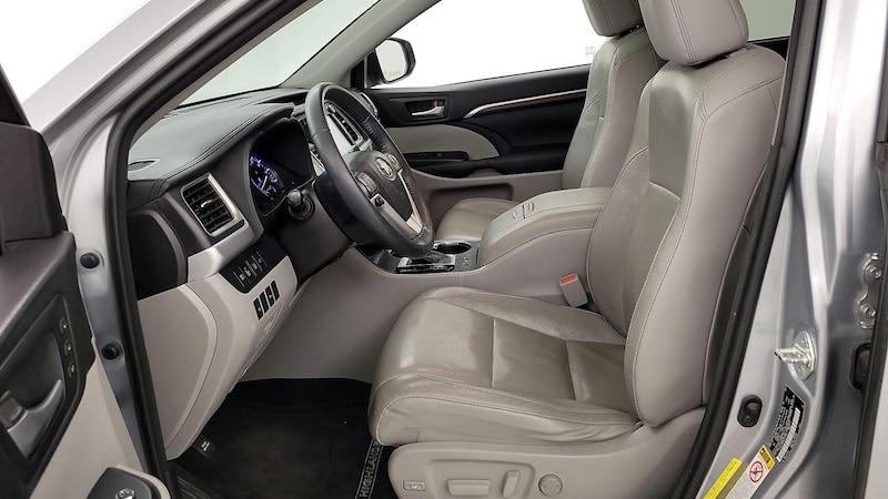 2015 Toyota Highlander Limited 11