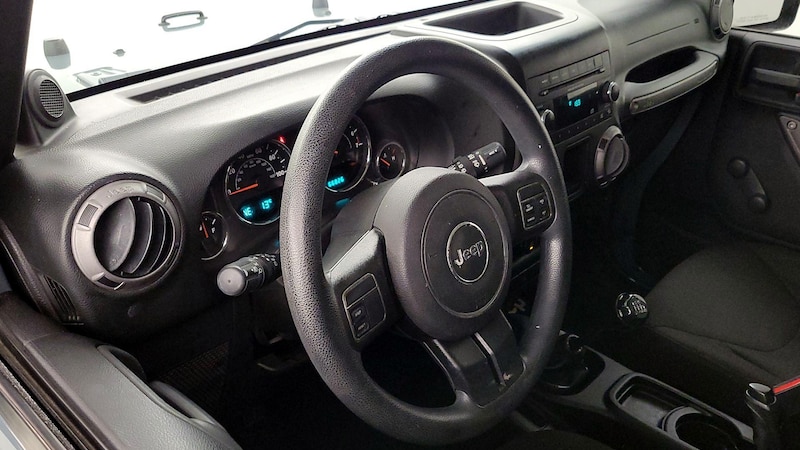 2014 Jeep Wrangler Sport 9