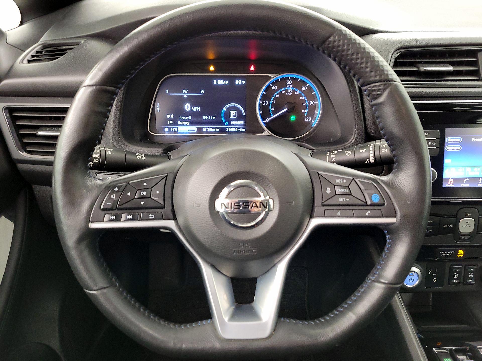 Thumbnail: 2019 Nissan Leaf - 10