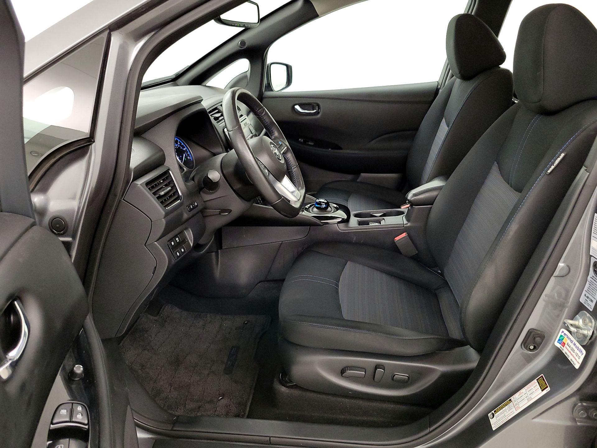 Thumbnail: 2019 Nissan Leaf - 11