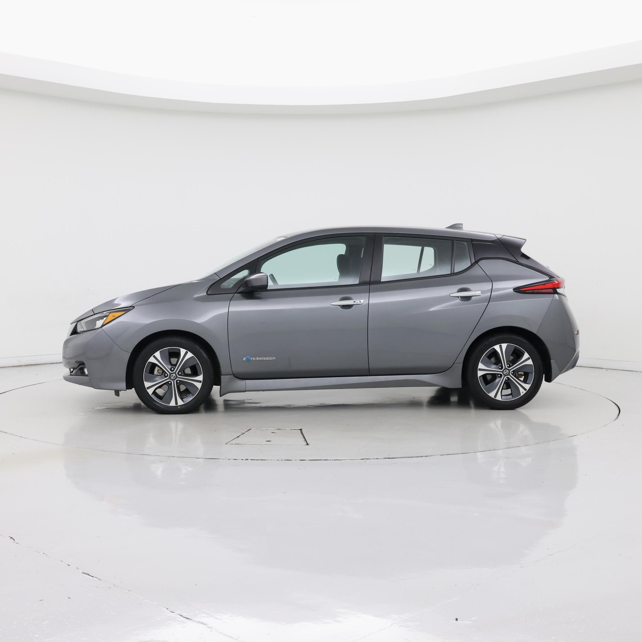 Thumbnail: 2019 Nissan Leaf - 3