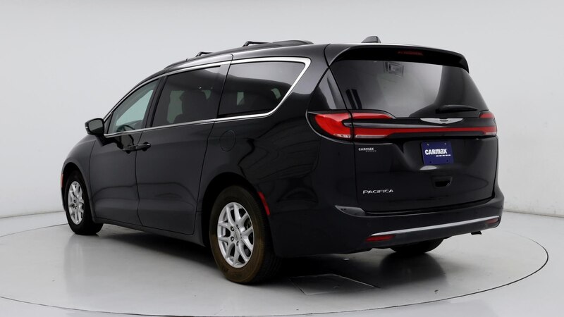 2022 Chrysler Pacifica Touring L 2