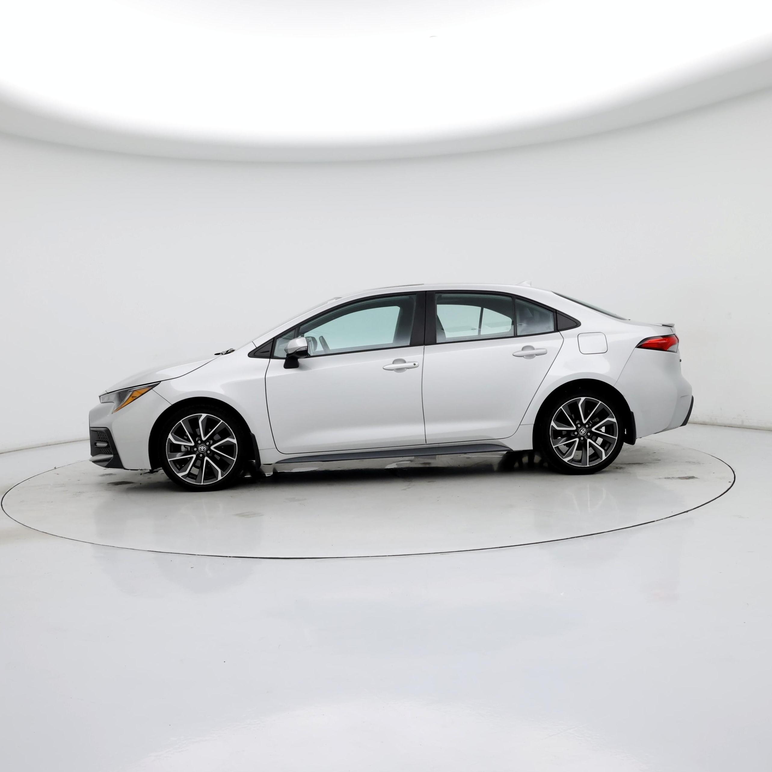 Thumbnail: 2022 Toyota Corolla - 3
