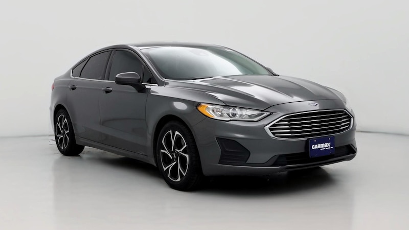 2019 Ford Fusion SE Hero Image